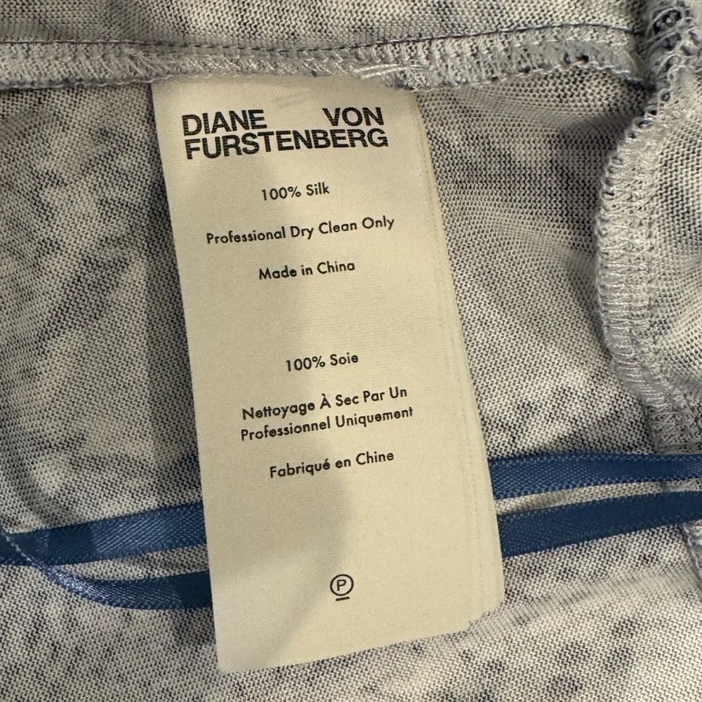 Diane Von Furstenberg Silk Blue Snake Print Wrap Dress - Picture 10 of 11